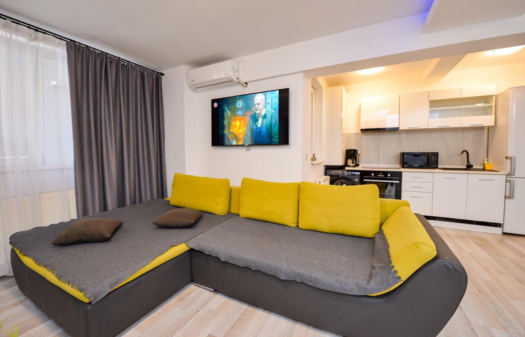 בוקרשט City Center Suite With Terrace מראה חיצוני תמונה