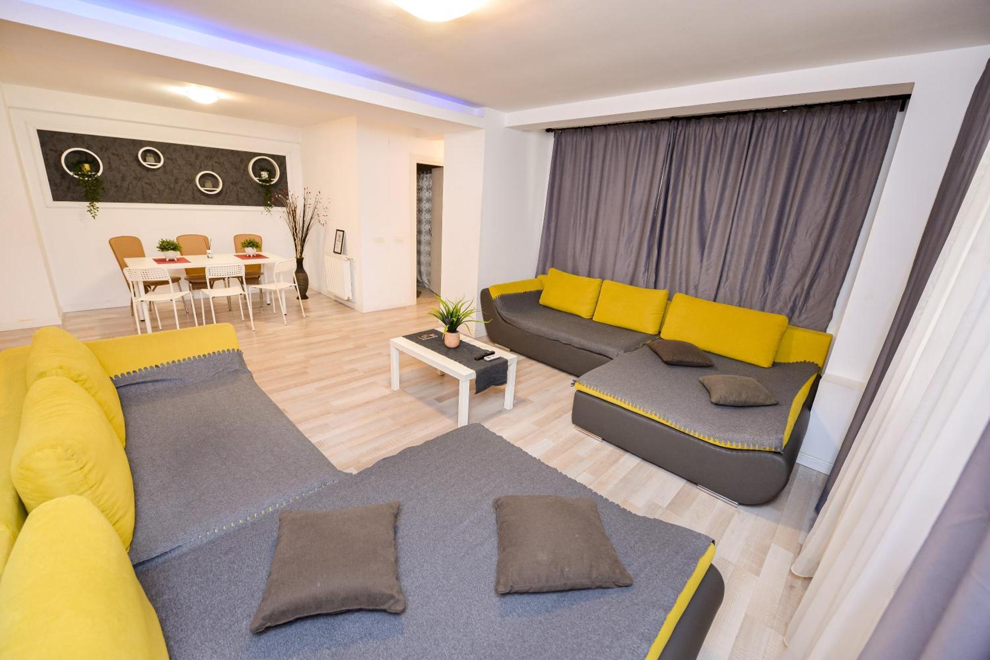 בוקרשט City Center Suite With Terrace מראה חיצוני תמונה