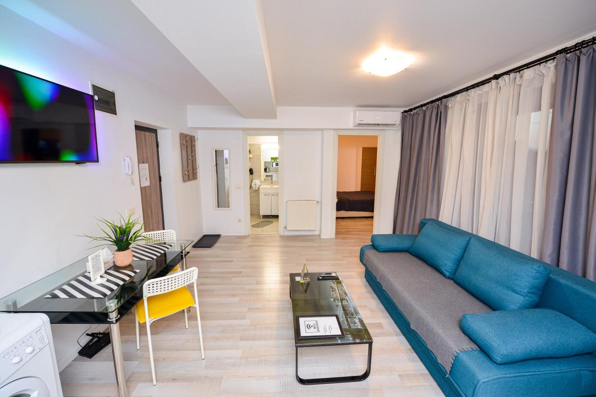 בוקרשט City Center Suite With Terrace מראה חיצוני תמונה